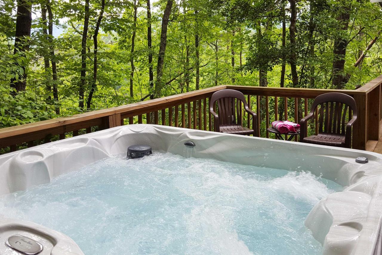 Natures Retreat With Hot Tub 7 Mi To Bryson City Whittier Екстериор снимка